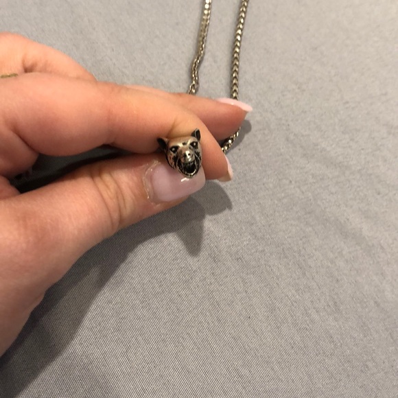 gucci wolf pendant